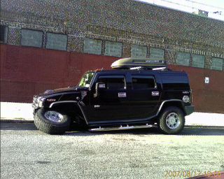 Illustration for article titled The Hummer H2 was and is a stupid car.